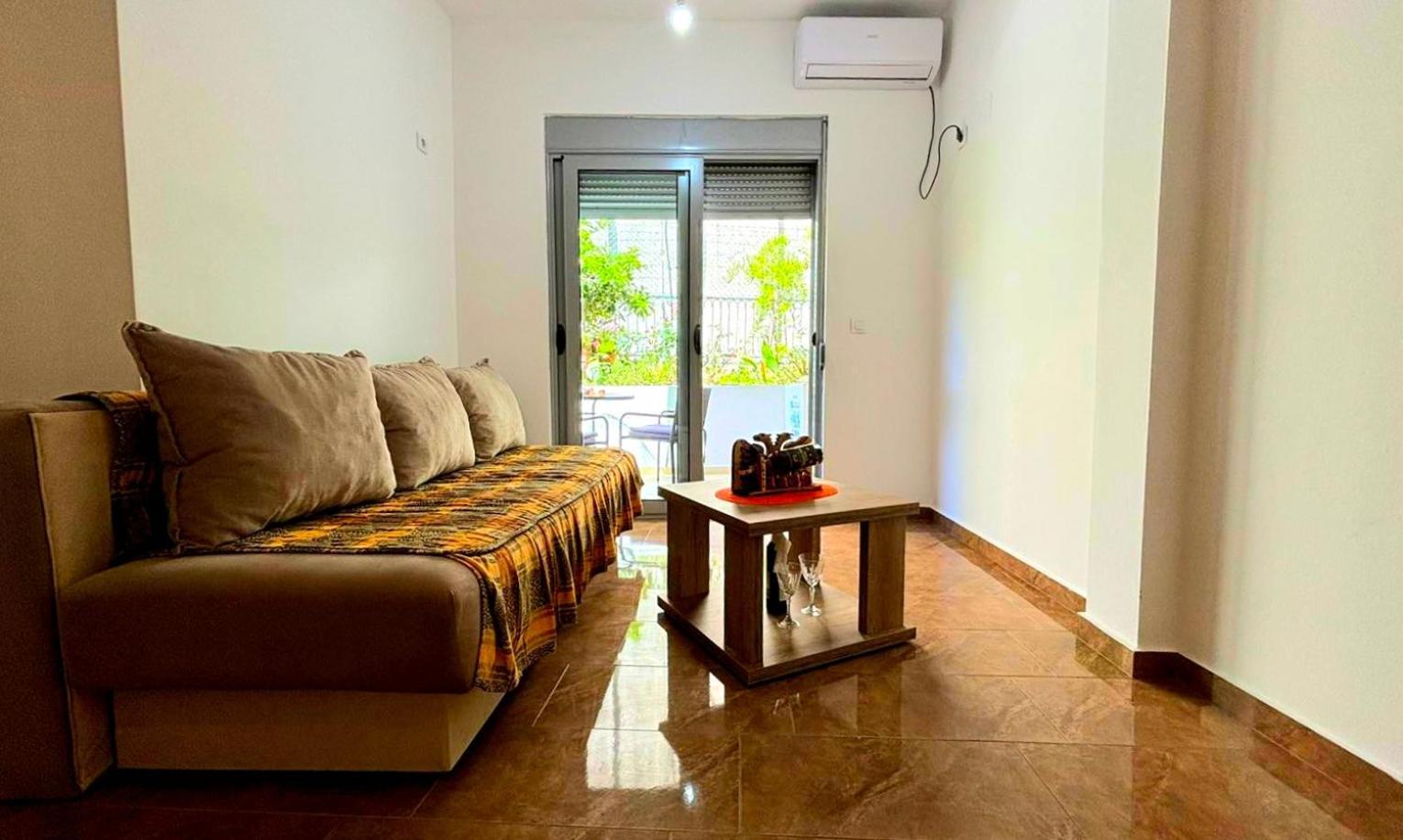 Mala Plaza Apartments Ulcinj Bagian luar foto