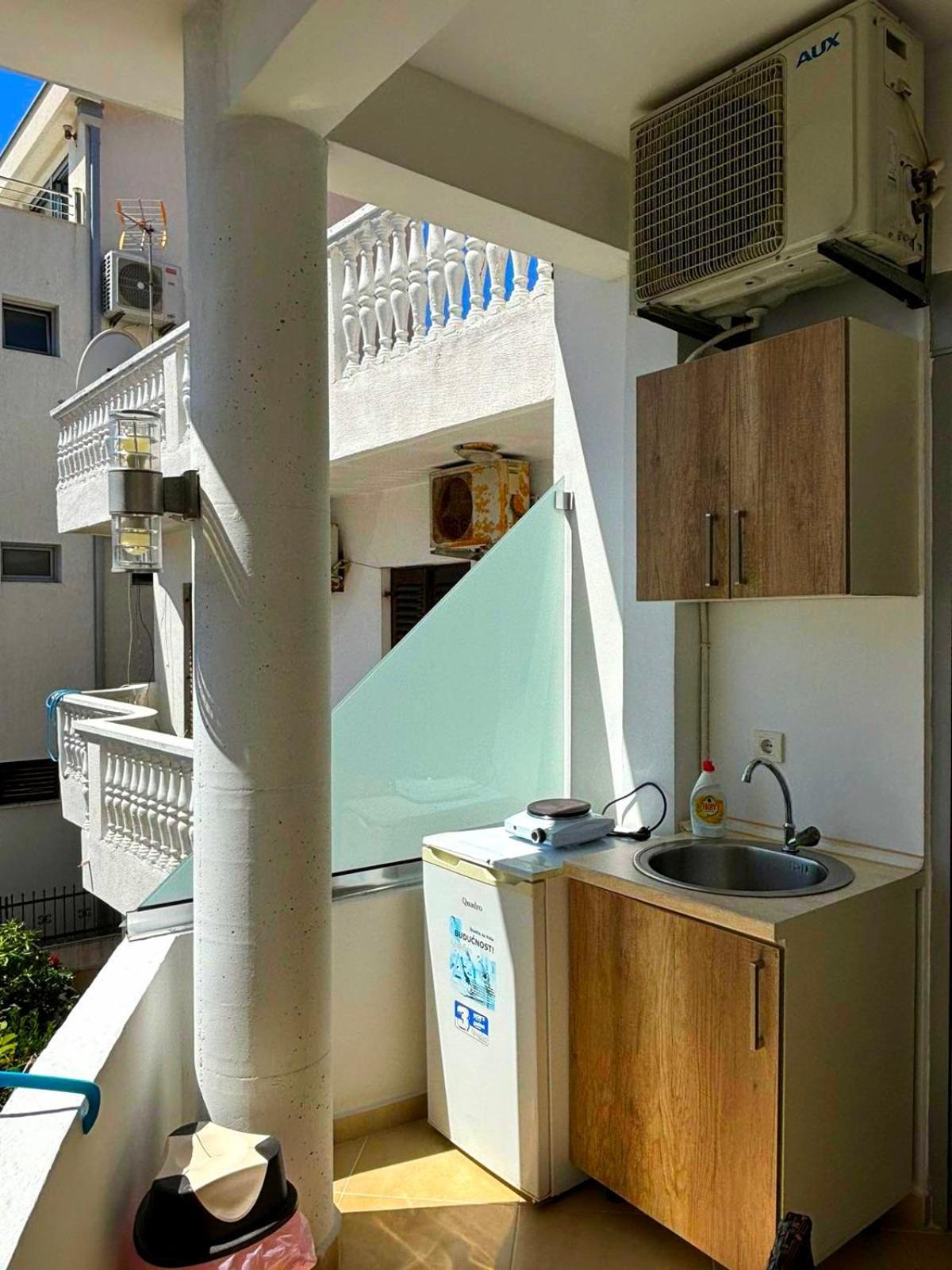 Mala Plaza Apartments Ulcinj Bagian luar foto